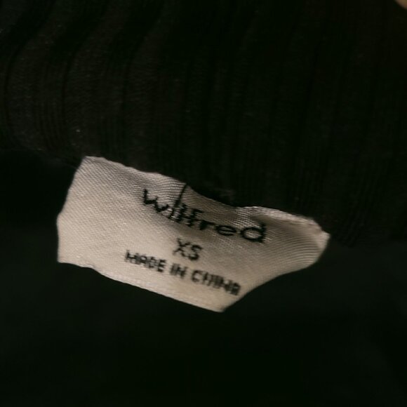 Wilfred Shoulderless Fitted Black Knit - Picture 3 of 3